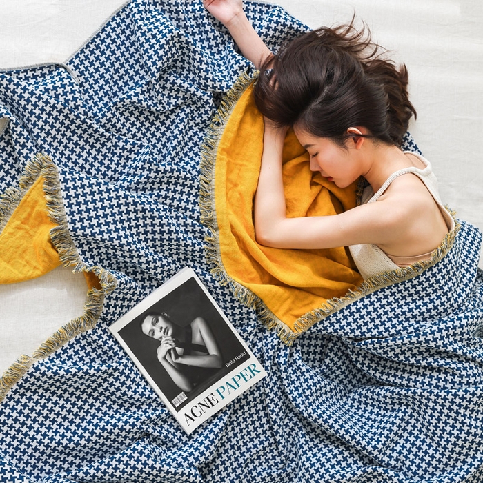 91家纺网 家纺一手货源 找家纺 朴尔家纺-毛巾被 2026春夏新款千鸟格AB面纯色流苏全棉纯棉纱布毛巾被系列夏被夏凉被空调被 千鸟流苏-蓝