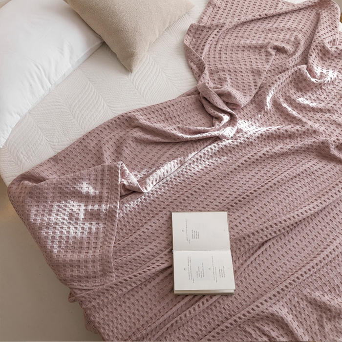 91家纺网 家纺一手货源 找家纺 朴尔家纺-毛巾被 2026春夏新款柔软风纯色华夫格全棉纯棉纱布毛巾被系列夏被夏凉被空调被 华夫格-粉