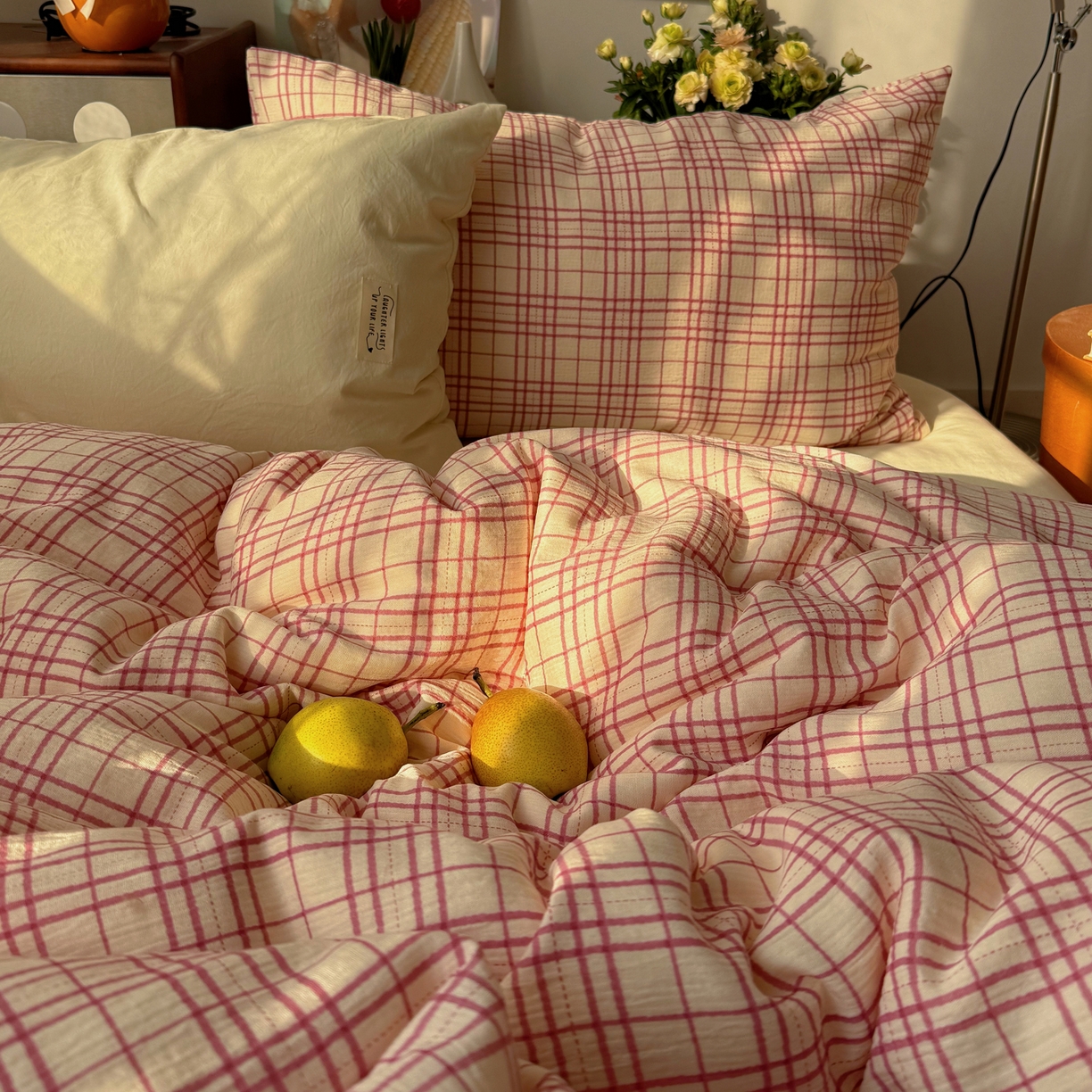 91家纺网 家纺一手货源 找家纺 （总）轻奢坊 2025新款牛奶绒5D烂花韩版法式花边四件套-蝶梦