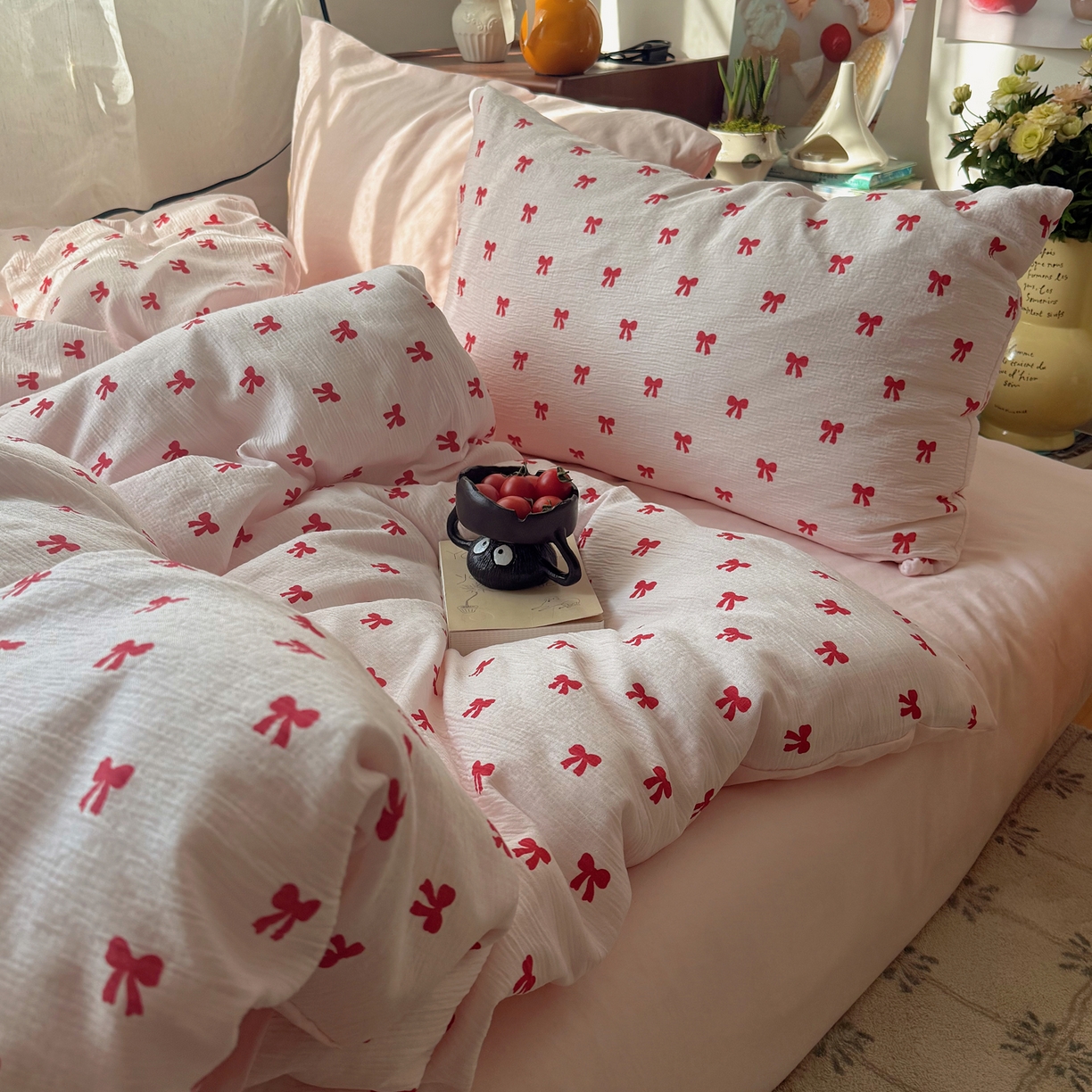 91家纺网 家纺一手货源 找家纺 轻奢坊 2026新款皱皱纱水洗棉韩系混搭四件套 莓果结