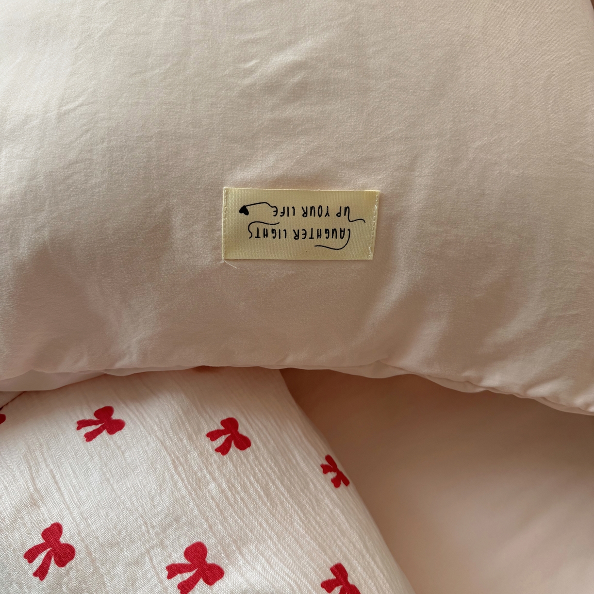 91家纺网 家纺一手货源 找家纺 轻奢坊 2026新款皱皱纱水洗棉韩系混搭四件套 莓果结