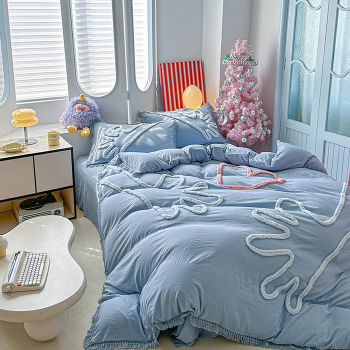 缘生活 2026新款立体簇绒绣流苏四件套 大爱爱心手-浅蓝