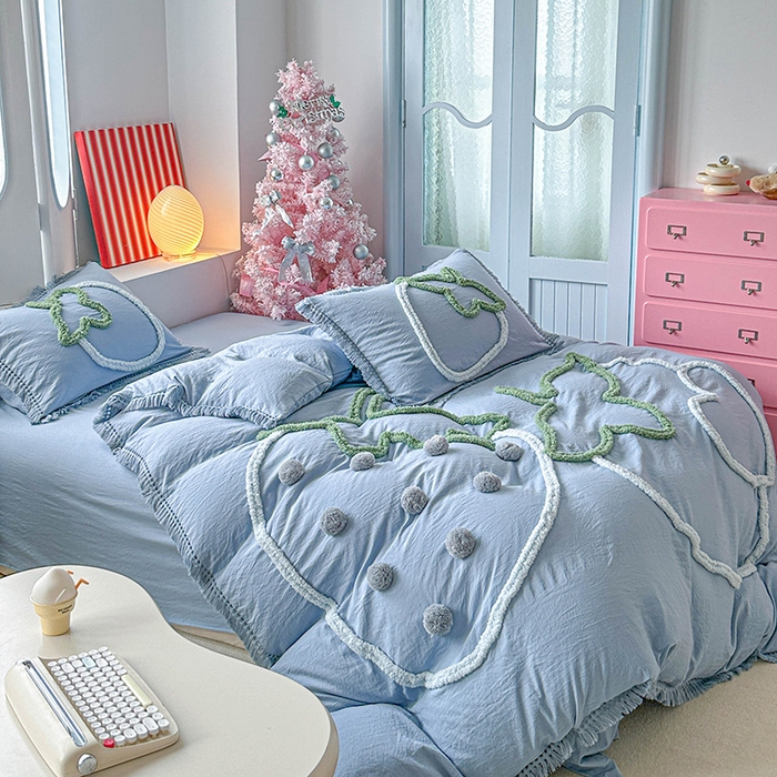 缘生活 2026新款立体簇绒绣流苏四件套 大爱草莓-浅蓝