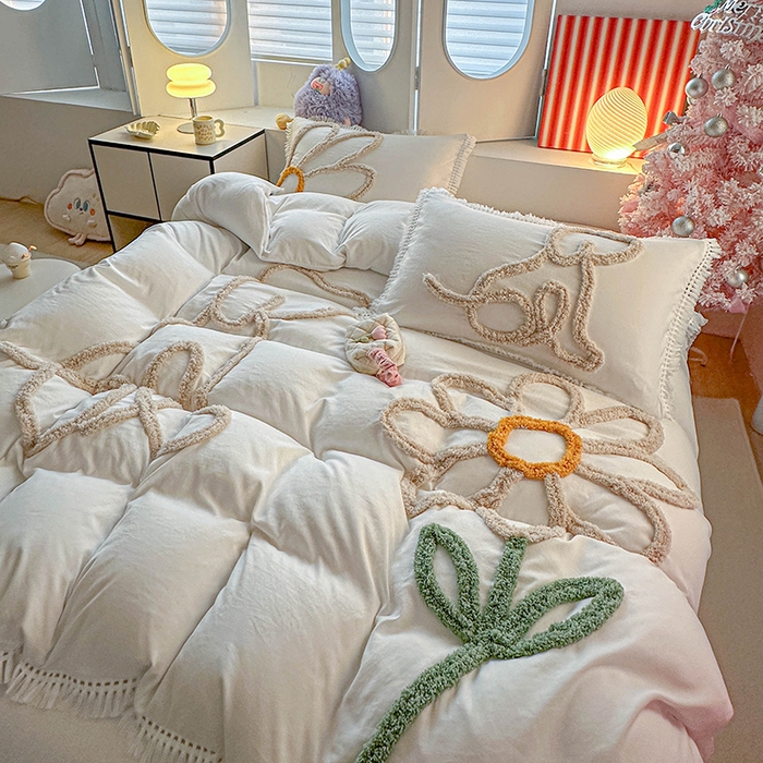 91家纺网 家纺一手货源 找家纺 缘生活 2026新款立体簇绒绣流苏四件套 大爱花小狗-本白