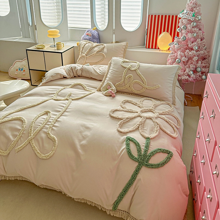 91家纺网 家纺一手货源 找家纺 缘生活 2026新款立体簇绒绣流苏四件套 大爱花小狗-卡其