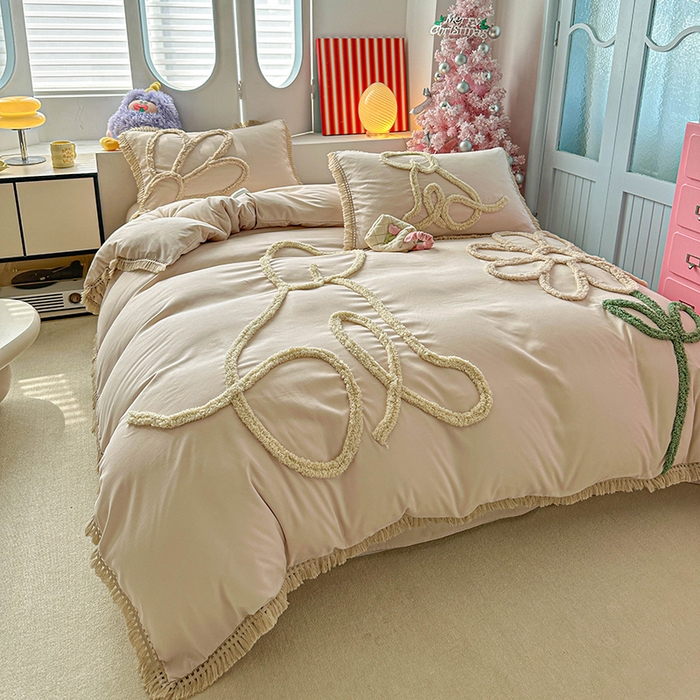 91家纺网 家纺一手货源 找家纺 缘生活 2026新款立体簇绒绣流苏四件套 大爱花小狗-卡其