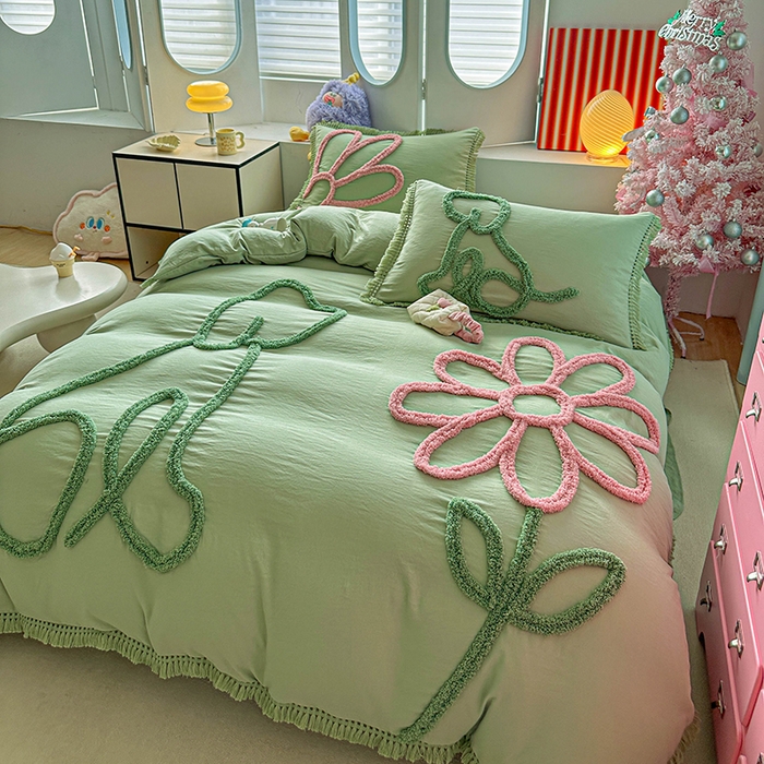 91家纺网 家纺一手货源 找家纺 缘生活 2026新款立体簇绒绣流苏四件套 大爱花小狗-抹茶绿