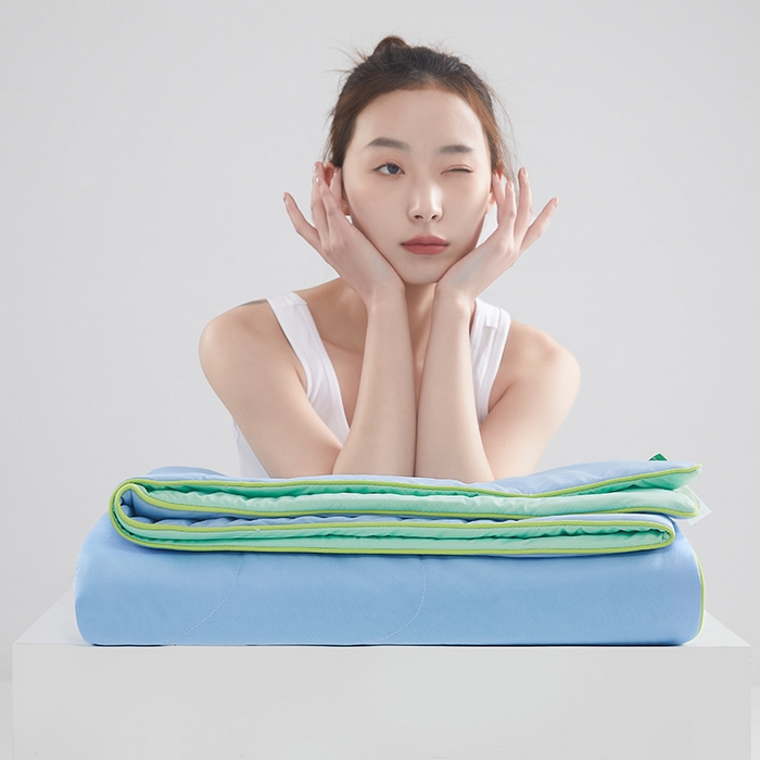 91家纺网 家纺一手货源 找家纺 爱彼家纺 2026新款A类氨纶凉感丝西瓜大豆空调被夏被夏凉被（控价最低79.9/89.9/99.9） 瓜瓜被-蜜蓝绿