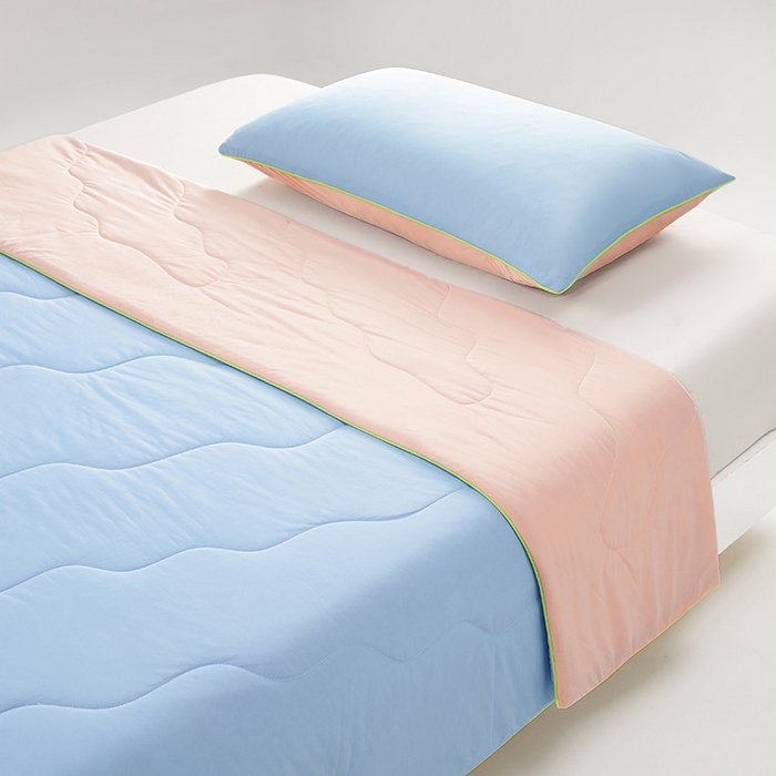 91家纺网 家纺一手货源 找家纺 爱彼家纺 2026新款A类氨纶凉感丝西瓜大豆空调被夏被夏凉被（控价最低79.9/89.9/99.9） 瓜瓜被-西瓜粉