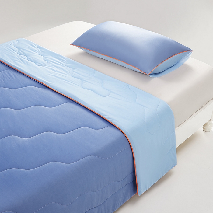 91家纺网 家纺一手货源 找家纺 爱彼家纺 2026新款A类氨纶凉感丝西瓜大豆空调被夏被夏凉被（控价最低79.9/89.9/99.9） 瓜瓜被-天空蓝