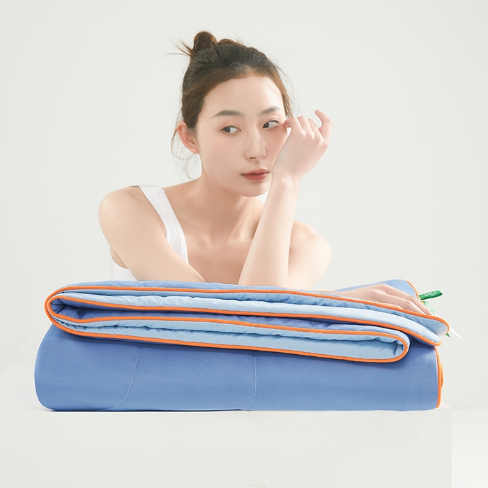 91家纺网 家纺一手货源 找家纺 爱彼家纺 2026新款A类氨纶凉感丝西瓜大豆空调被夏被夏凉被（控价最低79.9/89.9/99.9） 瓜瓜被-天空蓝