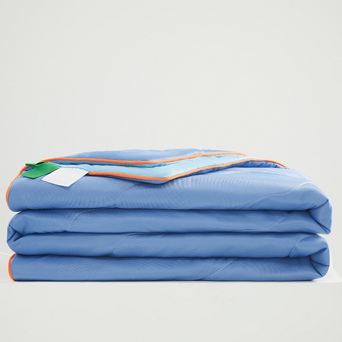 91家纺网 家纺一手货源 找家纺 爱彼家纺 2026新款A类氨纶凉感丝西瓜大豆空调被夏被夏凉被（控价最低79.9/89.9/99.9） 瓜瓜被-天空蓝