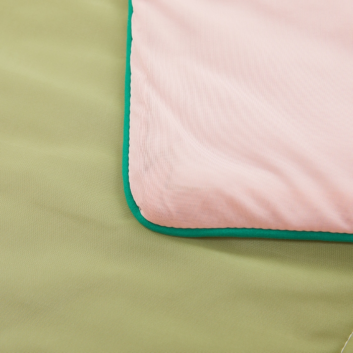 91家纺网 家纺一手货源 找家纺 爱彼家纺 2026新款A类氨纶凉感丝西瓜大豆空调被夏被夏凉被（控价最低79.9/89.9/99.9） 瓜瓜被-蜜瓜粉