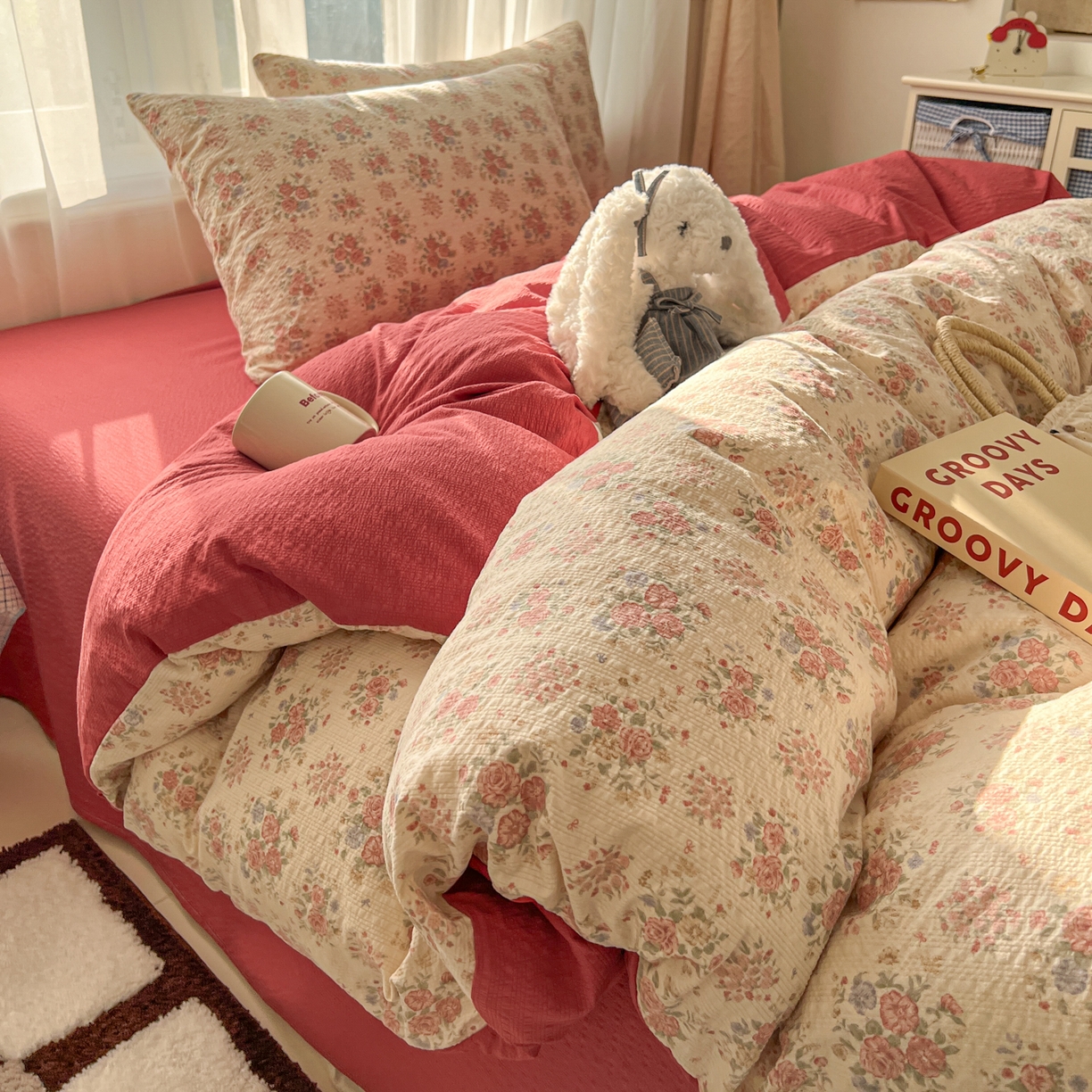 91家纺网 家纺一手货源 找家纺 童颜 2026新款泡芙纱小碎花四件套 繁花似锦