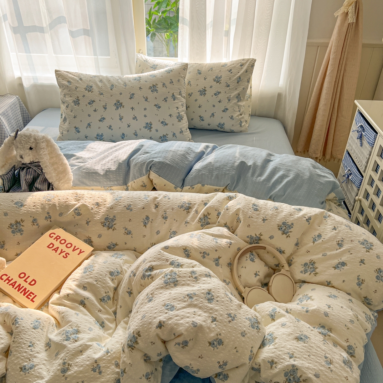 91家纺网 家纺一手货源 找家纺 童颜 2026新款泡芙纱小碎花四件套 春意盎然