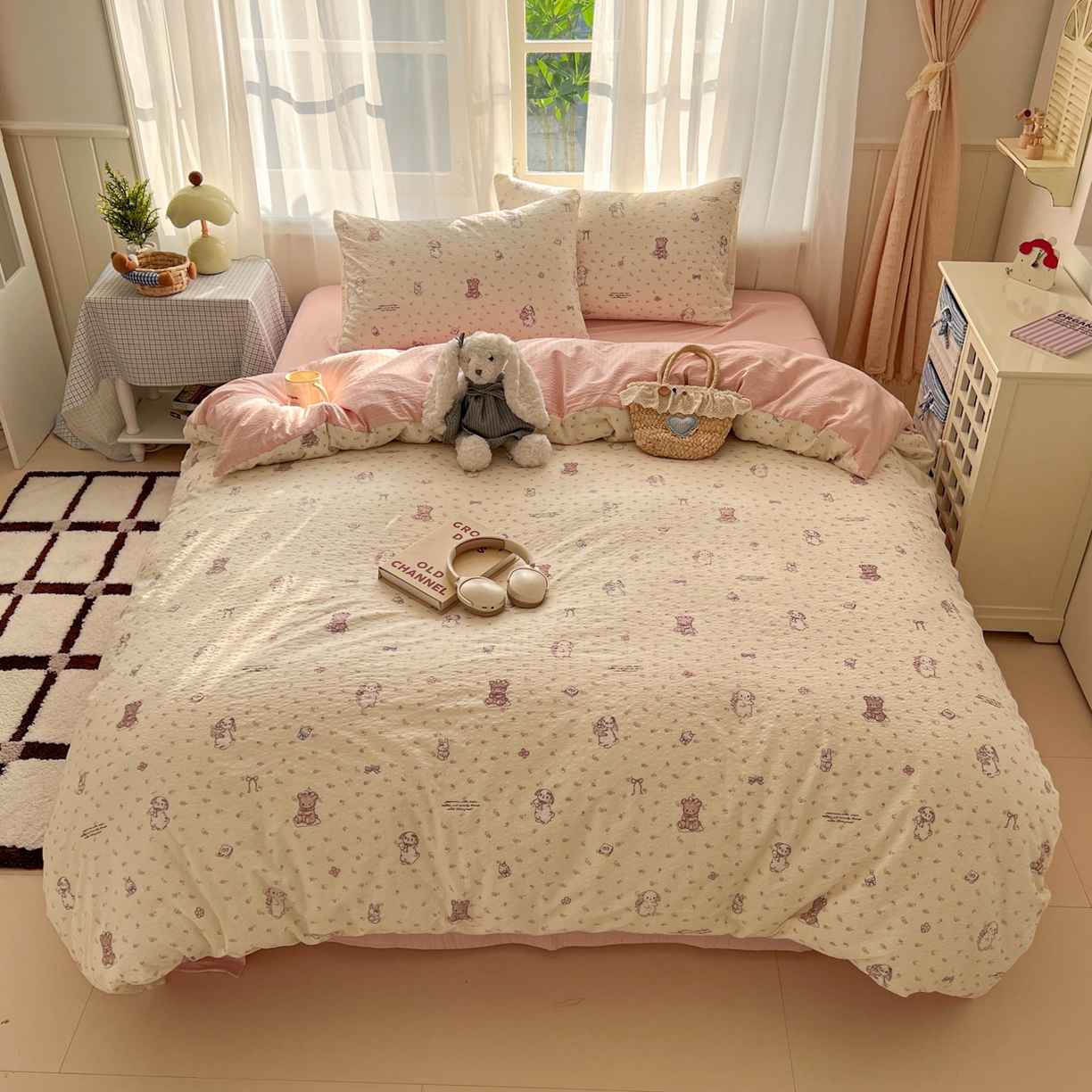 91家纺网 家纺一手货源 找家纺 童颜 2026新款泡芙纱小碎花四件套 花园兔兔