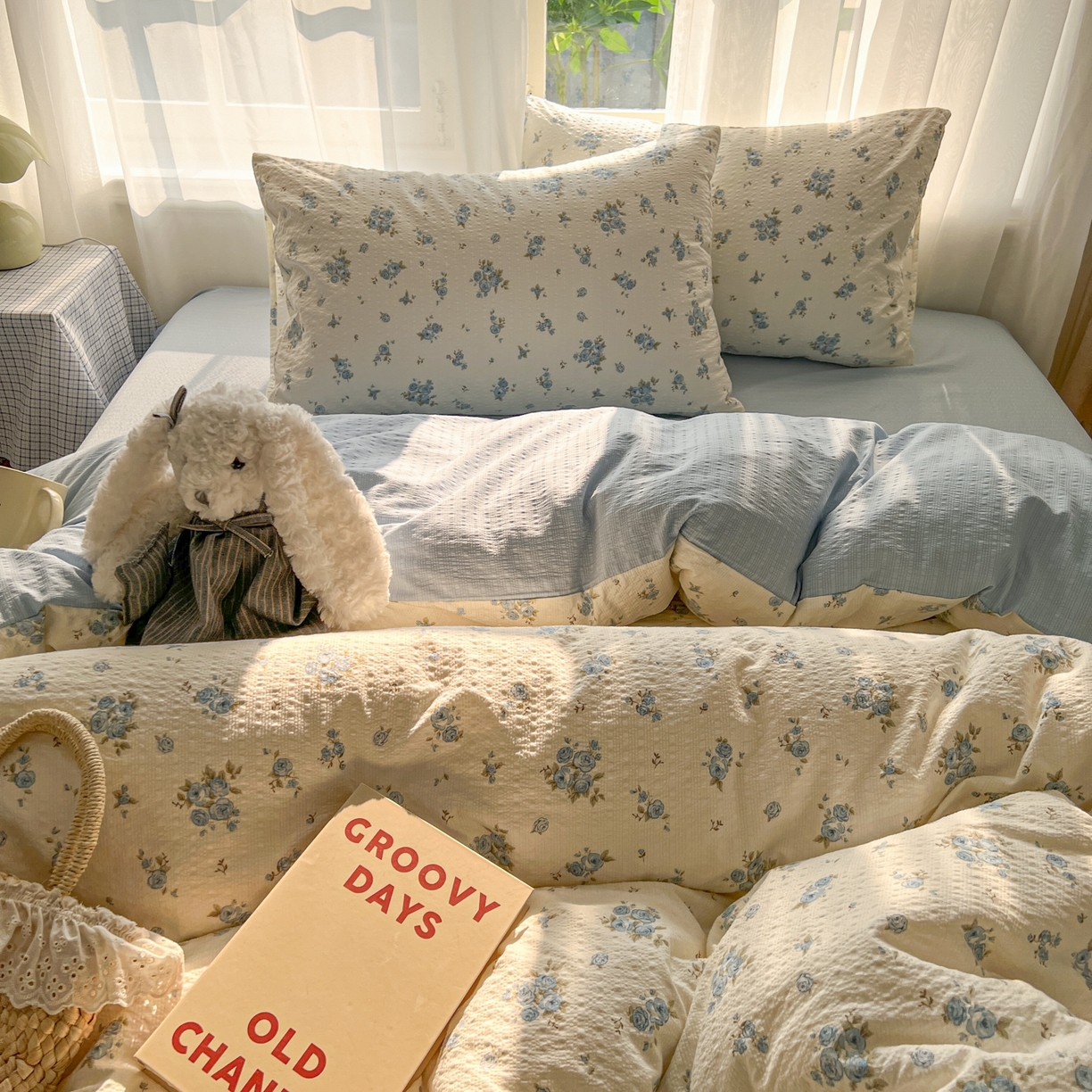 91家纺网 家纺一手货源 找家纺 童颜 2026新款泡芙纱小碎花四件套 春意盎然