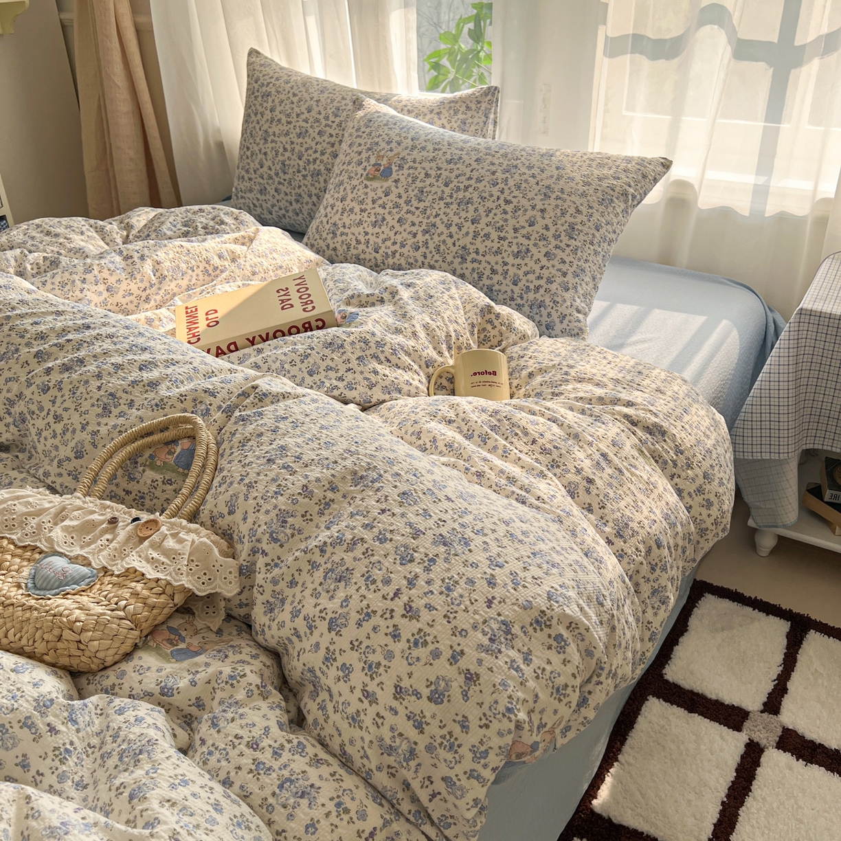 91家纺网 家纺一手货源 找家纺 童颜 2026新款泡芙纱小碎花四件套 小兔花园