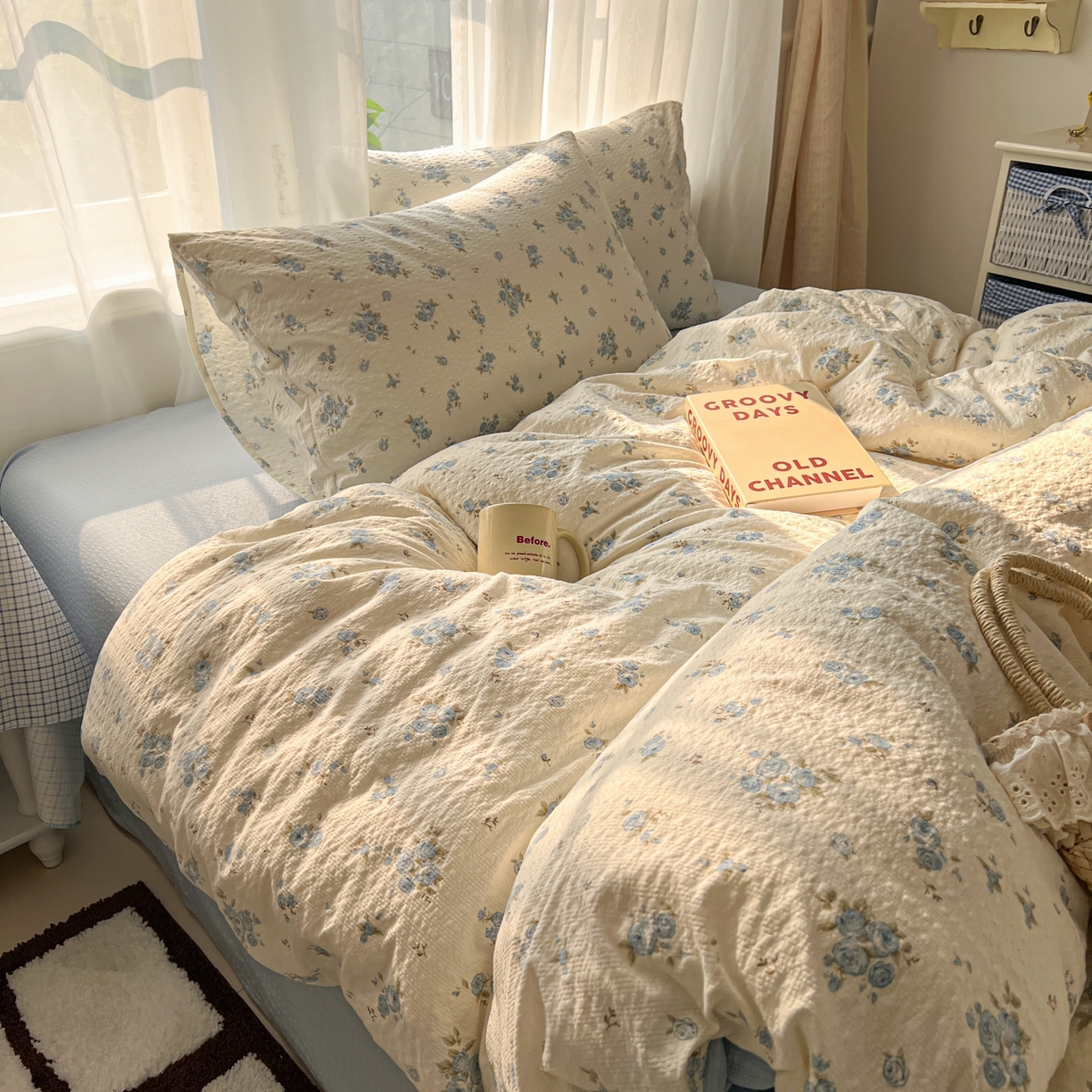 91家纺网 家纺一手货源 找家纺 童颜 2026新款泡芙纱小碎花四件套 春意盎然