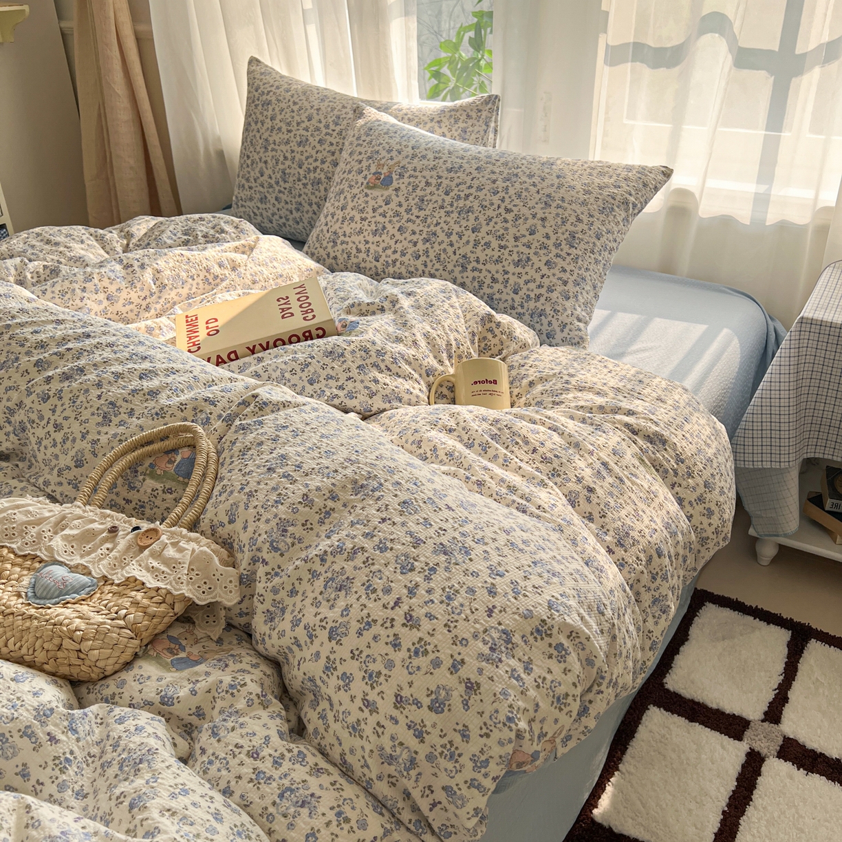 91家纺网 家纺一手货源 找家纺 童颜 2026新款泡芙纱小碎花四件套 小兔花园