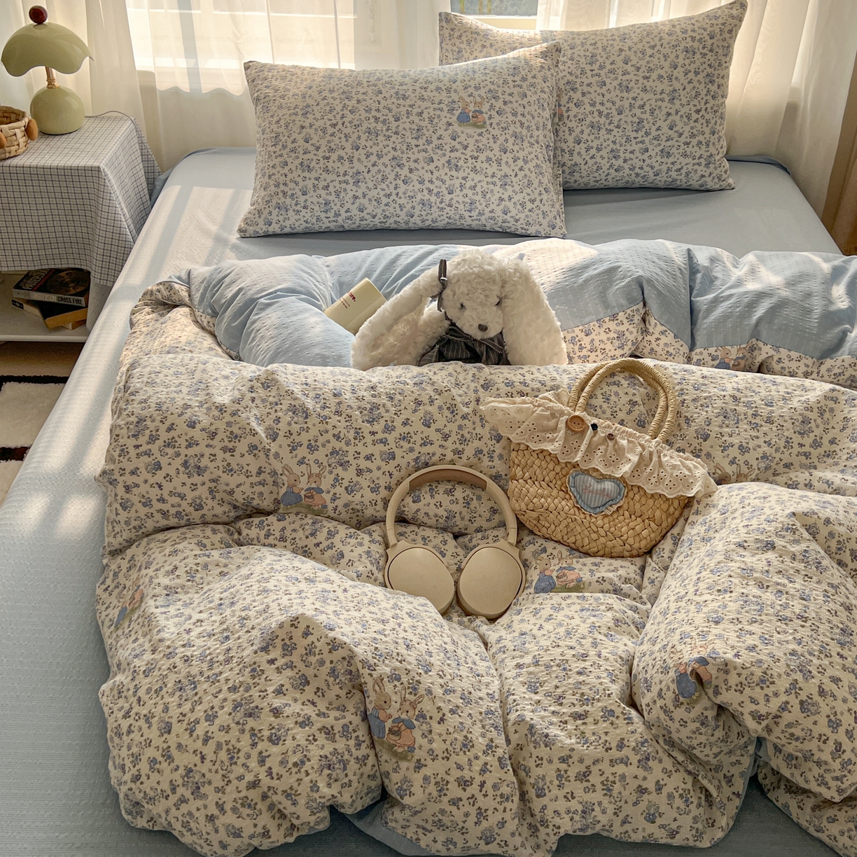 91家纺网 家纺一手货源 找家纺 童颜 2026新款泡芙纱小碎花四件套 小兔花园