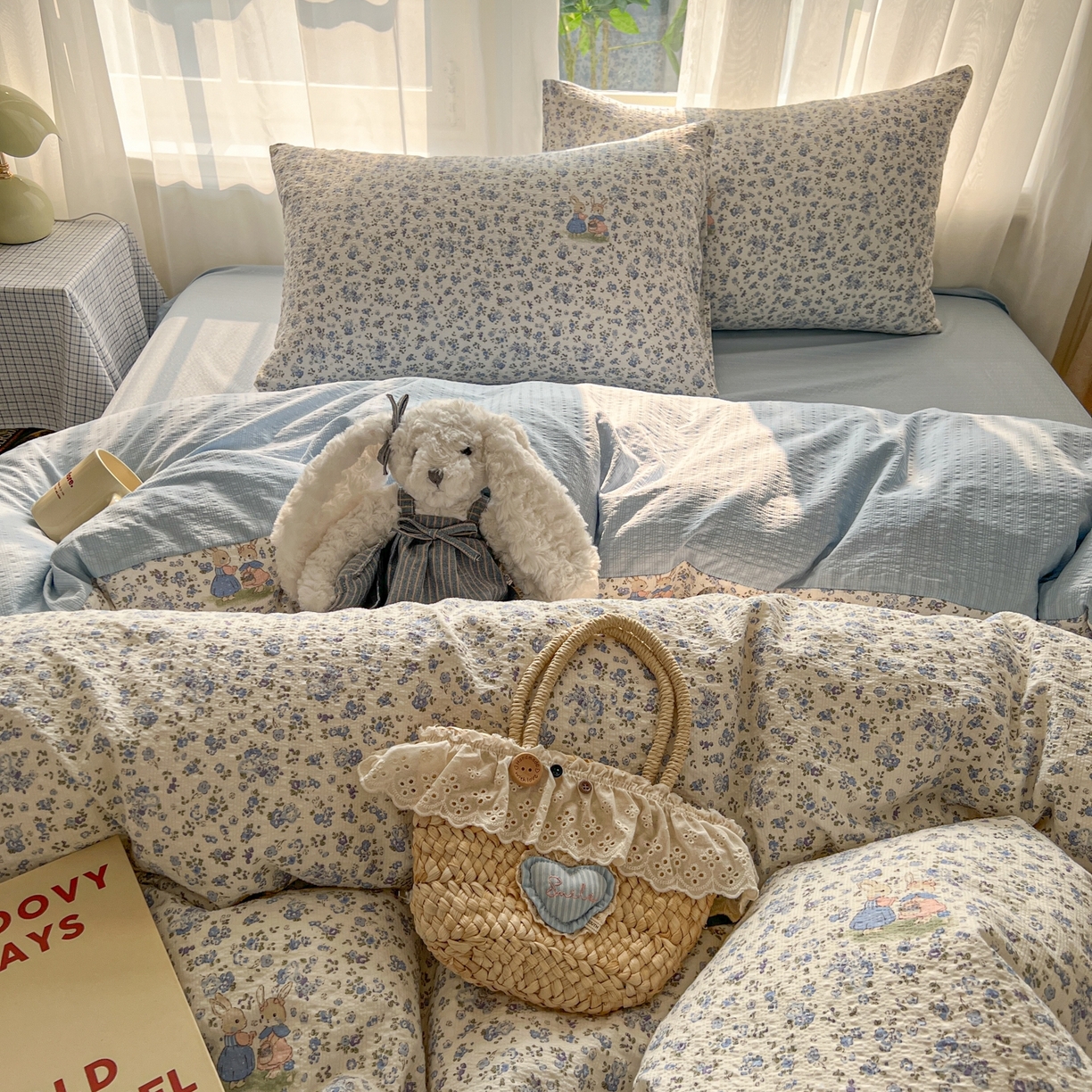 91家纺网 家纺一手货源 找家纺 童颜 2026新款泡芙纱小碎花四件套 小兔花园