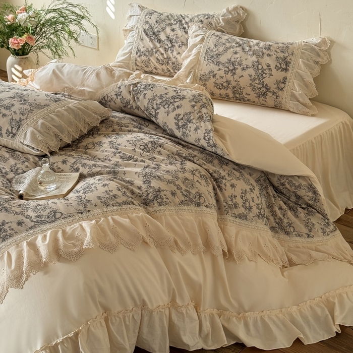 91家纺网 家纺一手货源 找家纺 惯盈家纺 2026新款法式复古灯芯绒印花全棉花边床裙款全棉四件套-素写（含买家秀） 素写-奶芙