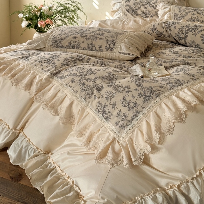 91家纺网 家纺一手货源 找家纺 惯盈家纺 2026新款法式复古灯芯绒印花全棉花边床裙款全棉四件套-素写（含买家秀） 素写-奶芙