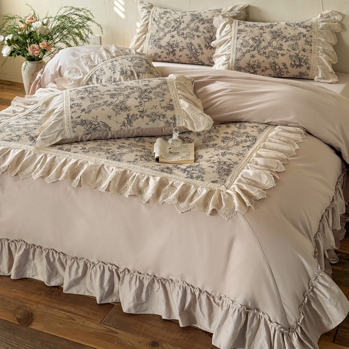 91家纺网 家纺一手货源 找家纺 惯盈家纺 2026新款法式复古灯芯绒印花全棉花边床裙款全棉四件套-素写（含买家秀） 素写-卡其