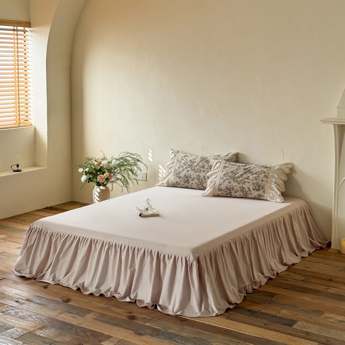 91家纺网 家纺一手货源 找家纺 惯盈家纺 2026新款法式复古灯芯绒印花全棉花边床裙款全棉四件套-素写（含买家秀） 素写-卡其