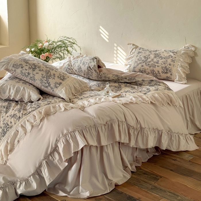 91家纺网 家纺一手货源 找家纺 惯盈家纺 2026新款法式复古灯芯绒印花全棉花边床裙款全棉四件套-素写（含买家秀） 素写-卡其