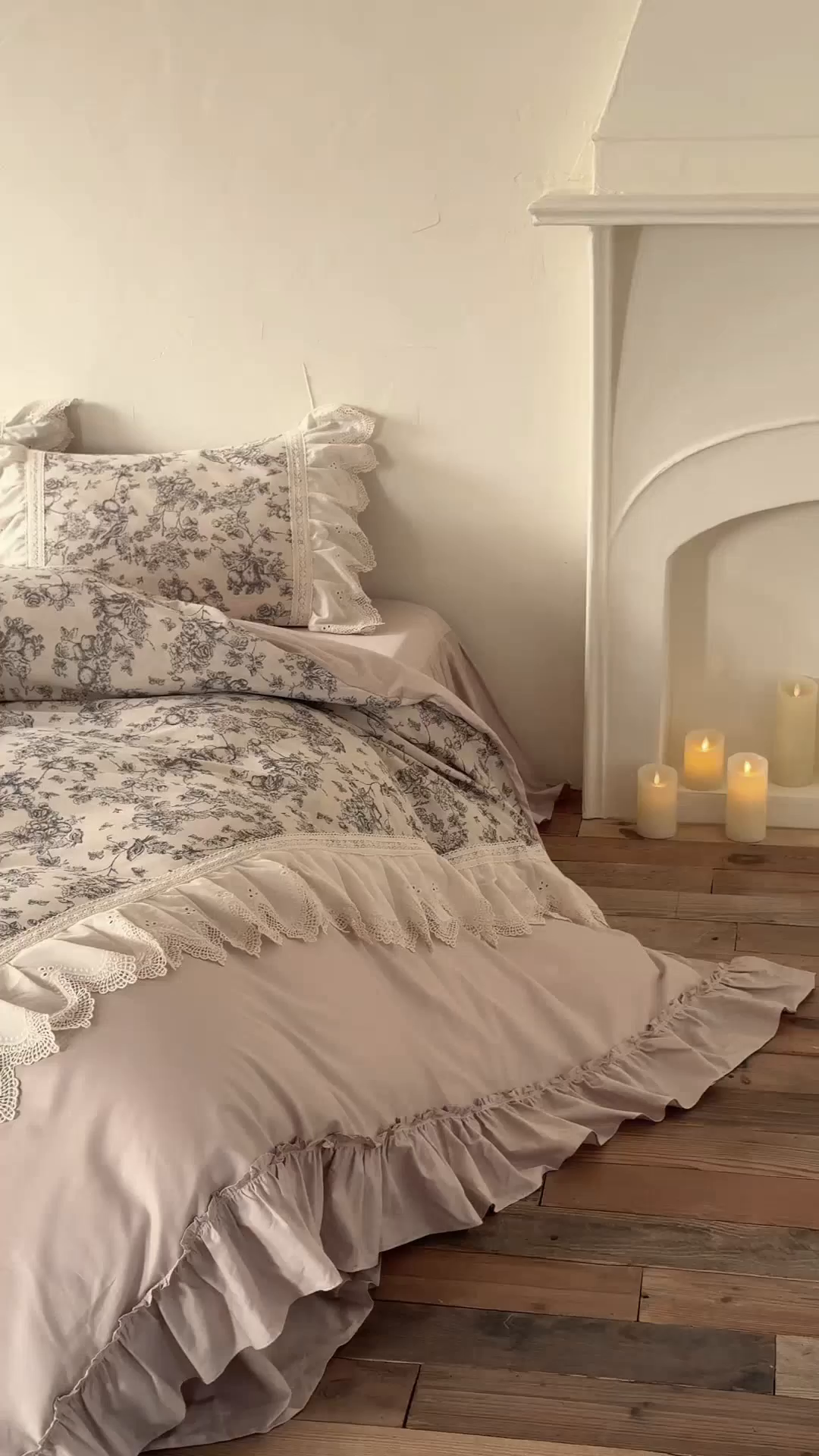 91家纺网 家纺一手货源 找家纺 惯盈家纺 2026新款法式复古灯芯绒印花全棉花边床裙款全棉四件套-素写（含买家秀） 素写-卡其