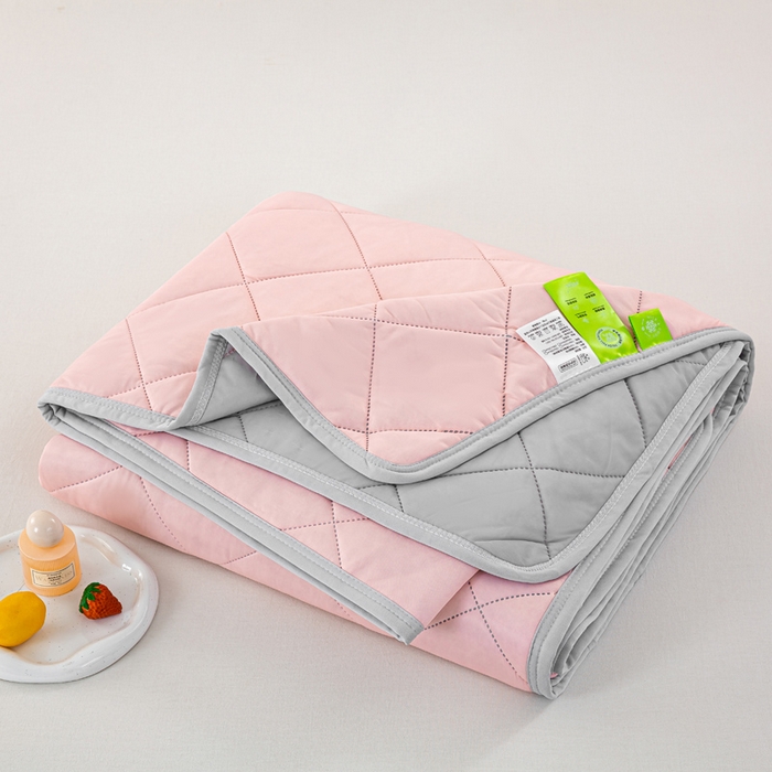 91家纺网 家纺一手货源 找家纺 憨豆家纺 2026新款凉感丝夏被冰淇淋纯色夏凉被空调被夏季薄被子直播外贸跨境爆款 樱花粉