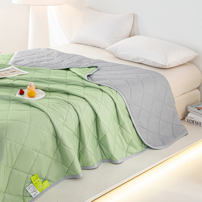 91家纺网 家纺一手货源 找家纺 憨豆家纺 2026新款凉感丝夏被冰淇淋纯色夏凉被空调被夏季薄被子直播外贸跨境爆款 果绿