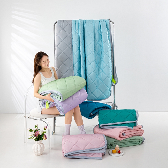 91家纺网 家纺一手货源 找家纺 憨豆家纺 2026新款凉感丝夏被冰淇淋纯色夏凉被空调被夏季薄被子直播外贸跨境爆款 组合