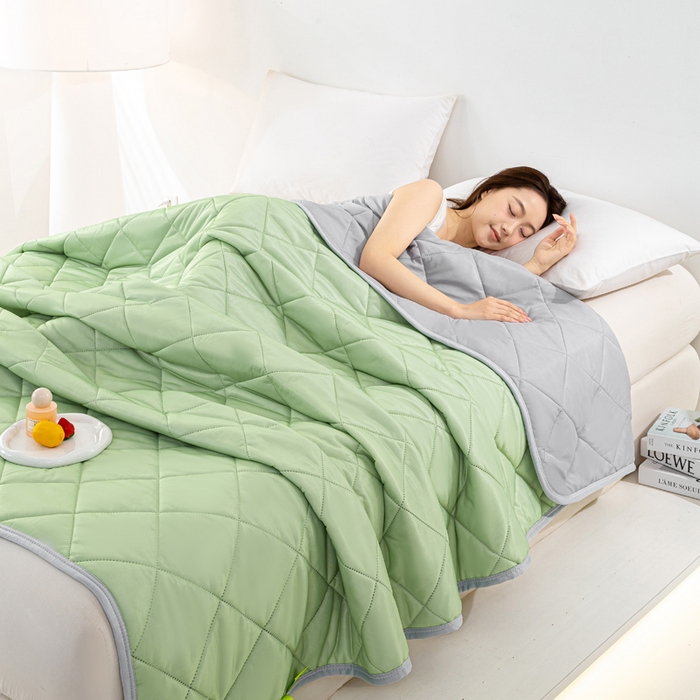 憨豆家纺 2026新款凉感丝夏被冰淇淋纯色夏凉被空调被夏季薄被子直播外贸跨境爆款 果绿