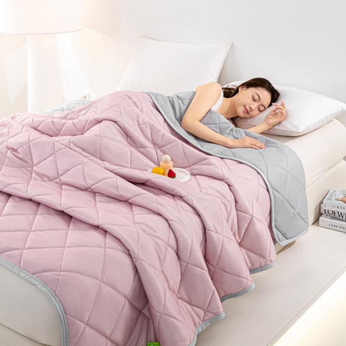 憨豆家纺 2026新款凉感丝夏被冰淇淋纯色夏凉被空调被夏季薄被子直播外贸跨境爆款 胭脂粉