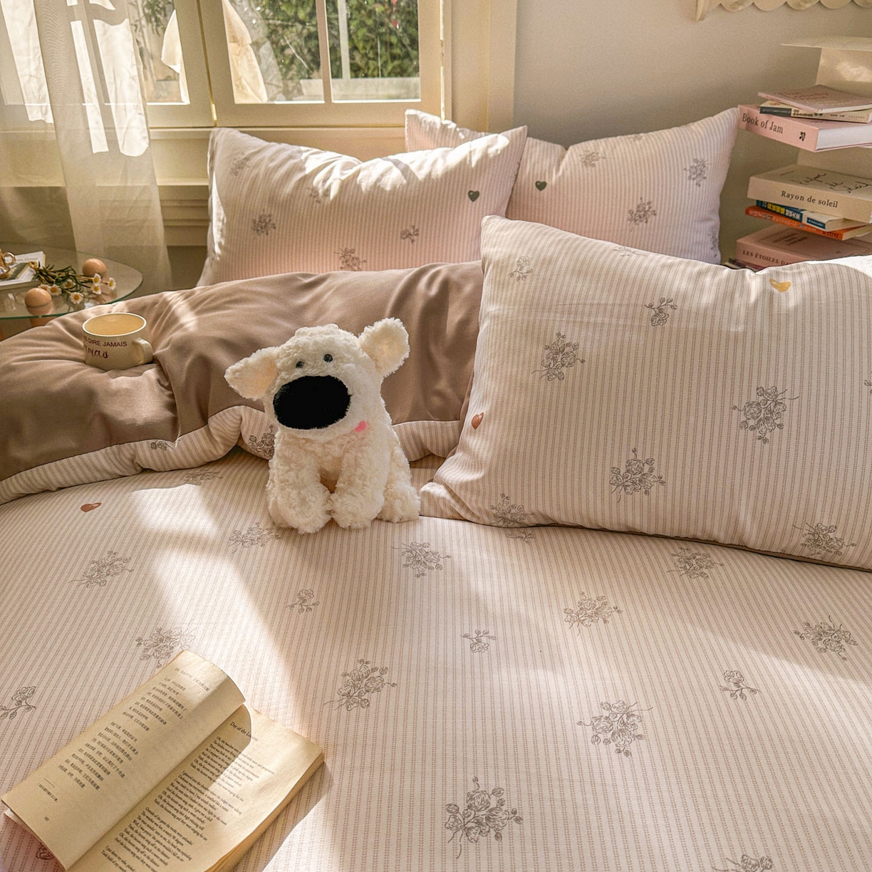 91家纺网 家纺一手货源 找家纺 水木坊 2026新款130克高克重人字纹提花四件套 复古玫瑰