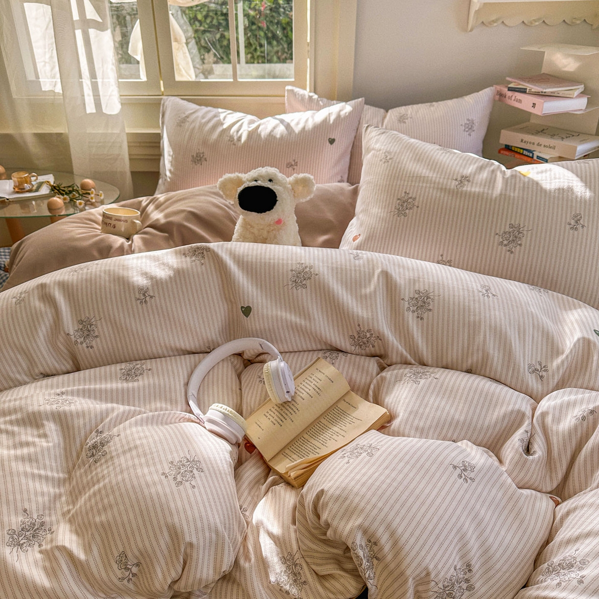 91家纺网 家纺一手货源 找家纺 水木坊 2026新款130克高克重人字纹提花四件套 复古玫瑰