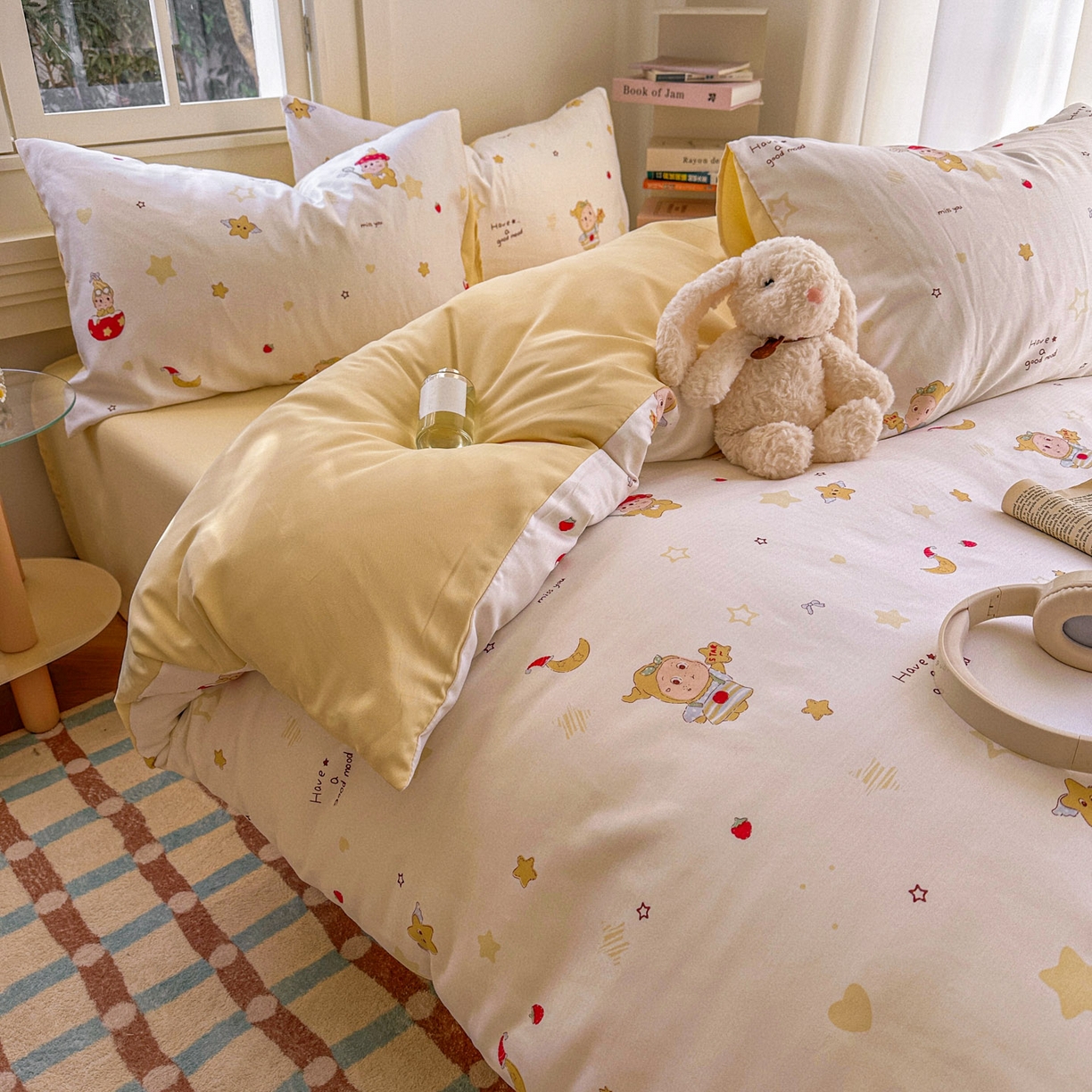 91家纺网 家纺一手货源 找家纺 水木坊 2026新款130克高克重人字纹提花四件套 星星人