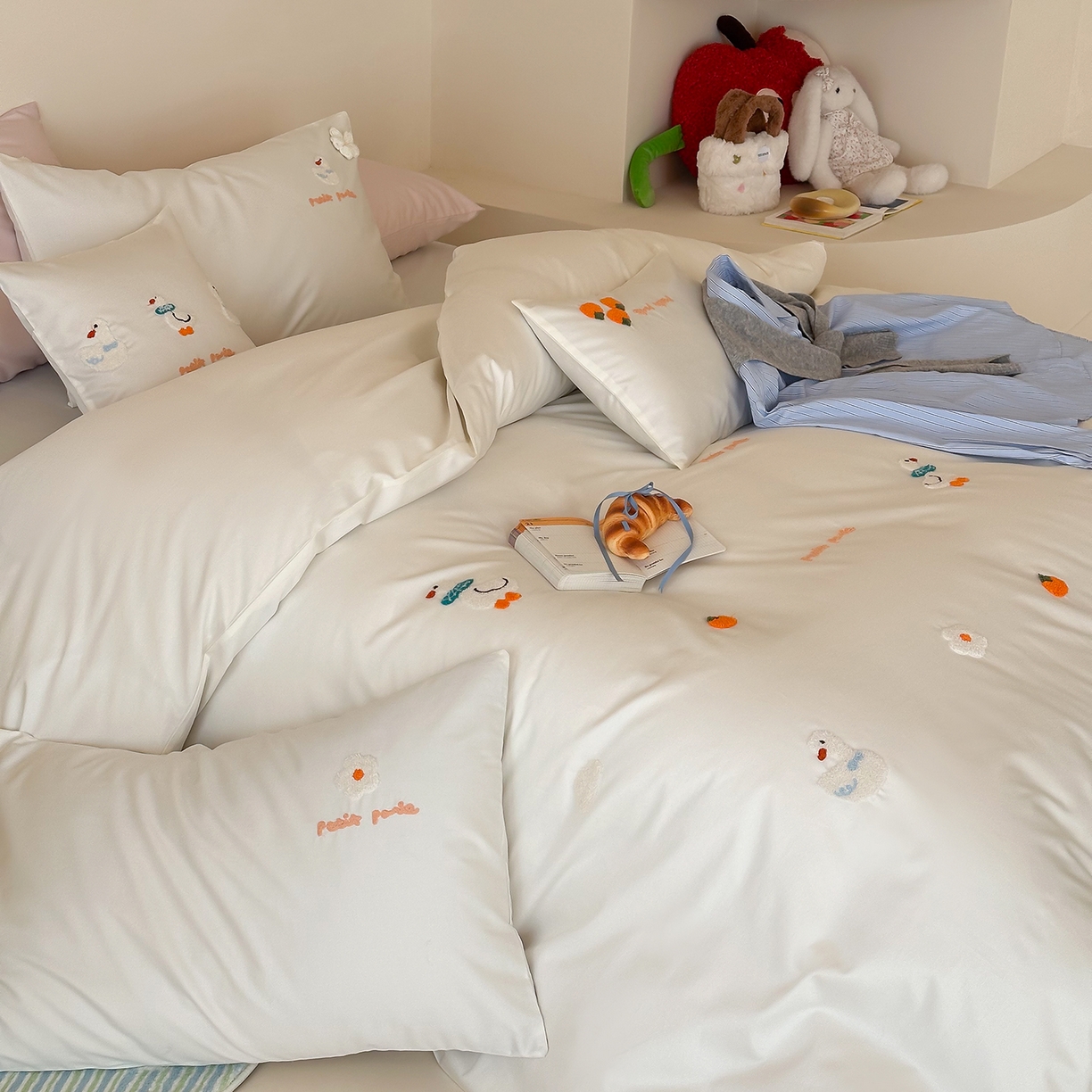 91家纺网 家纺一手货源 找家纺 （总）极简 2026新款长绒棉毛巾绣四件套-萌鸭乐园（需要买家秀，联系门市客服。小号控价258标准288加大308）