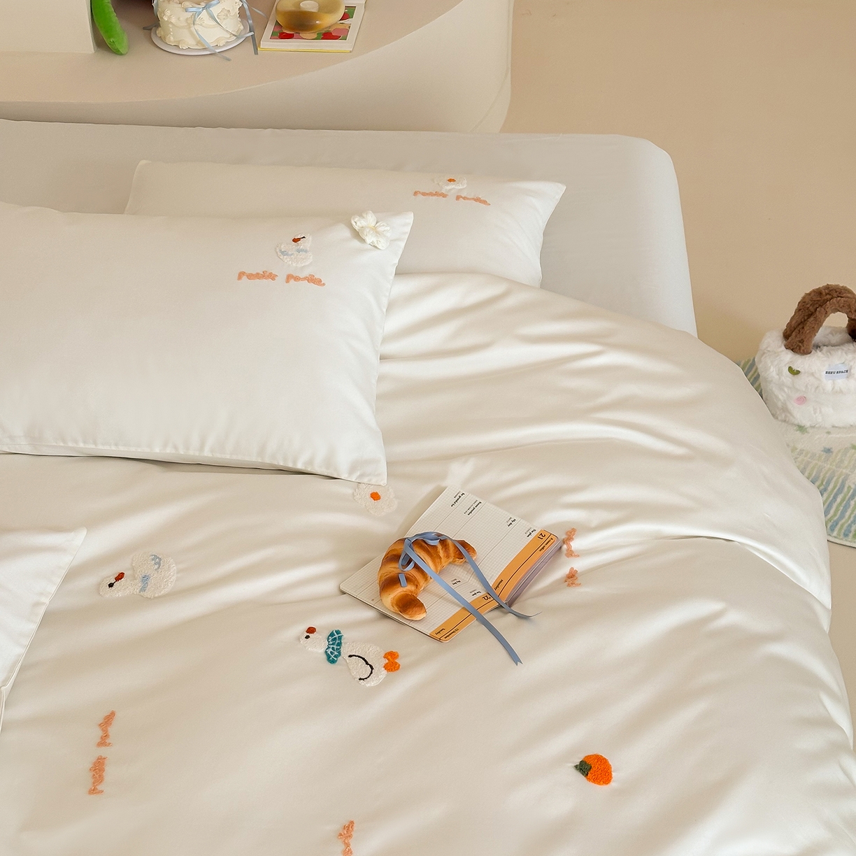 91家纺网 家纺一手货源 找家纺 （总）极简 2026新款长绒棉毛巾绣四件套-萌鸭乐园（需要买家秀，联系门市客服。小号控价258标准288加大308）