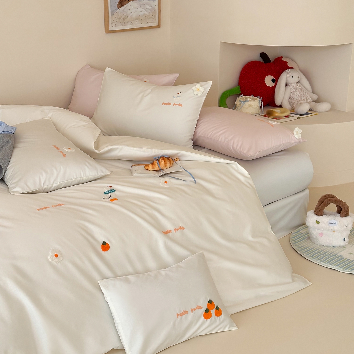 91家纺网 家纺一手货源 找家纺 极简 2026新款长绒棉毛巾绣四件套-萌鸭乐园（需要买家秀，联系门市客服。小号控价258标准288加大308） 萌鸭乐园-白