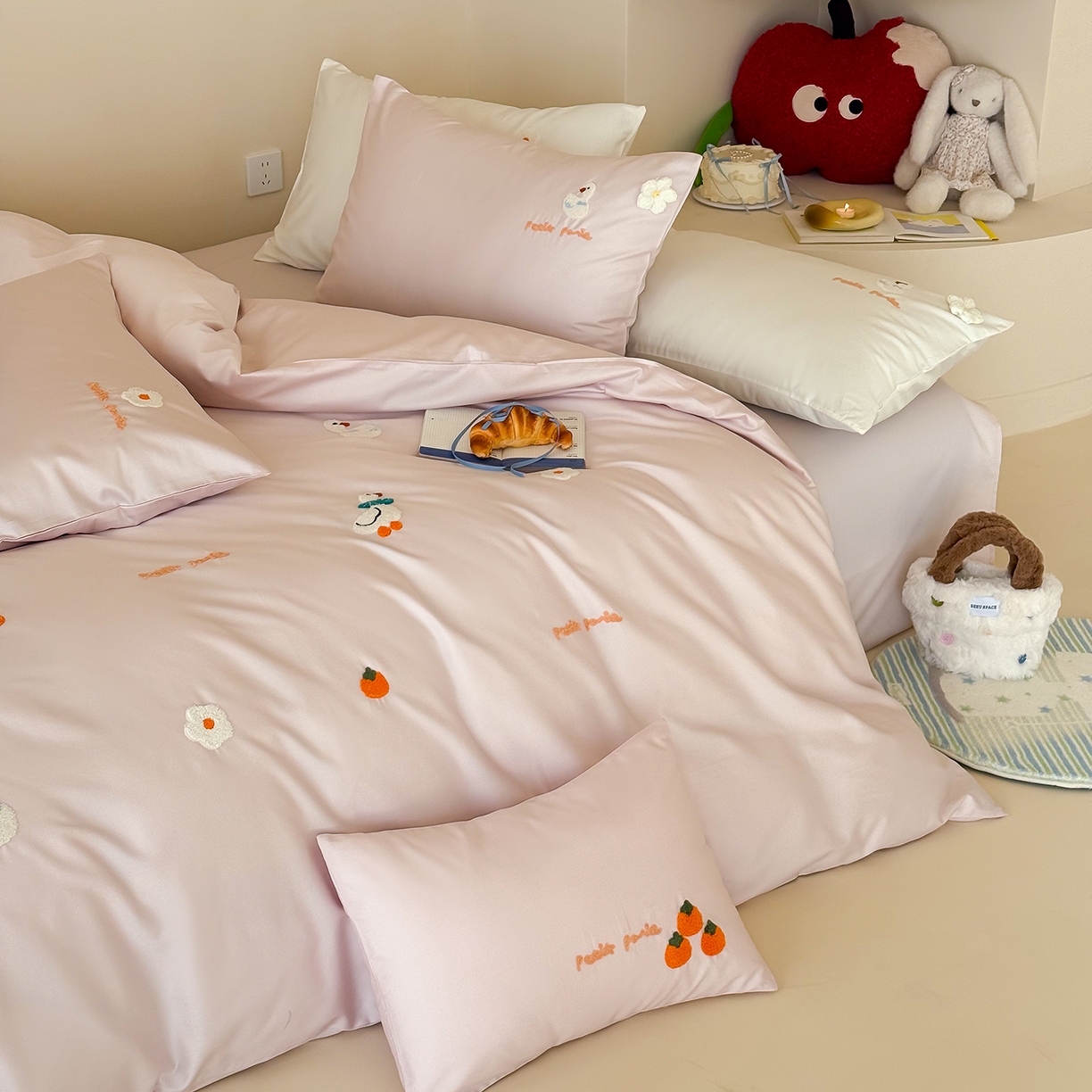 91家纺网 家纺一手货源 找家纺 极简 2026新款长绒棉毛巾绣四件套-萌鸭乐园（需要买家秀，联系门市客服。小号控价258标准288加大308） 萌鸭乐园-粉