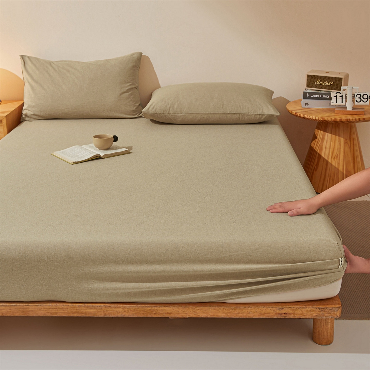 91家纺网 家纺一手货源 找家纺 女子家纺 2026新款全棉色织水洗纯色条格纯棉单层床笠床垫保护套 拾忆-浅咖