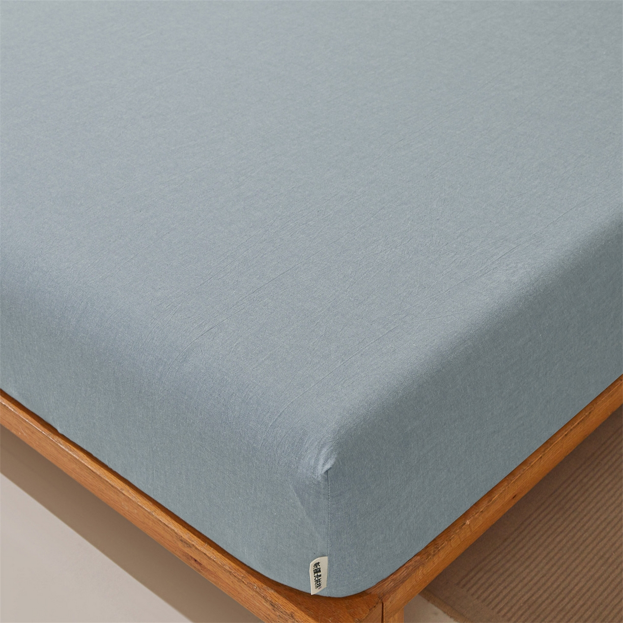 91家纺网 家纺一手货源 找家纺 女子家纺 2026新款全棉色织水洗纯色条格纯棉单层床笠床垫保护套 拾忆-浅蓝