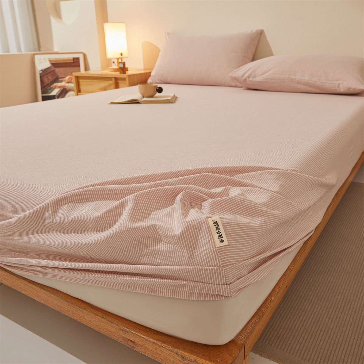 91家纺网 家纺一手货源 找家纺 女子家纺 2026新款全棉色织水洗纯色条格纯棉单层床笠床垫保护套 拾忆-条纹粉