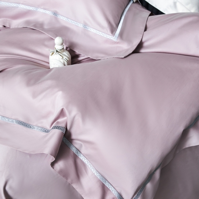 91家纺网 家纺一手货源 找家纺 淼铭家纺 2026新款140S绫罗缎天丝棉磨毛四件套-云憩 云憩-紫