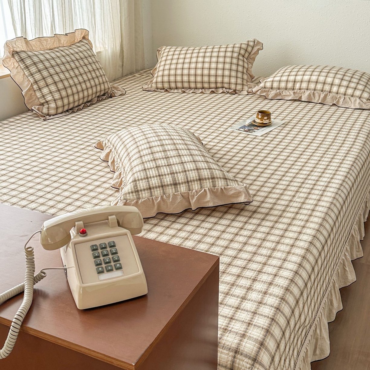 91家纺网 家纺一手货源 找家纺 暖居 2026新款大尺寸全棉色织花边款榻榻米农村大炕盖 简溪