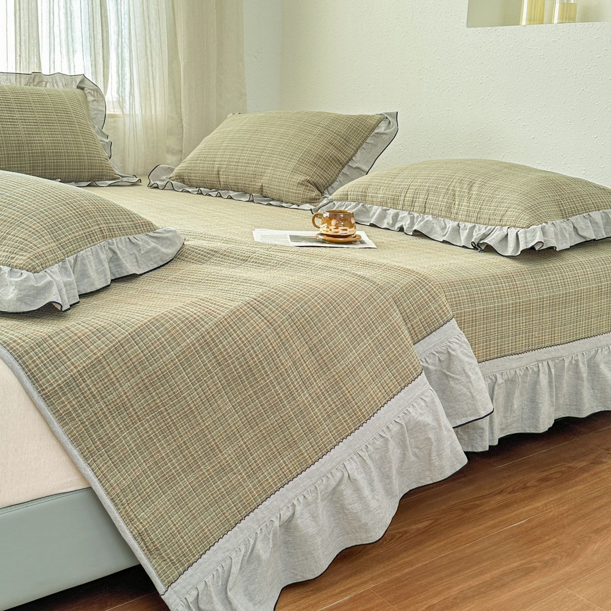 91家纺网 家纺一手货源 找家纺 暖居 2026新款大尺寸全棉色织花边款榻榻米农村大炕盖 格语绿